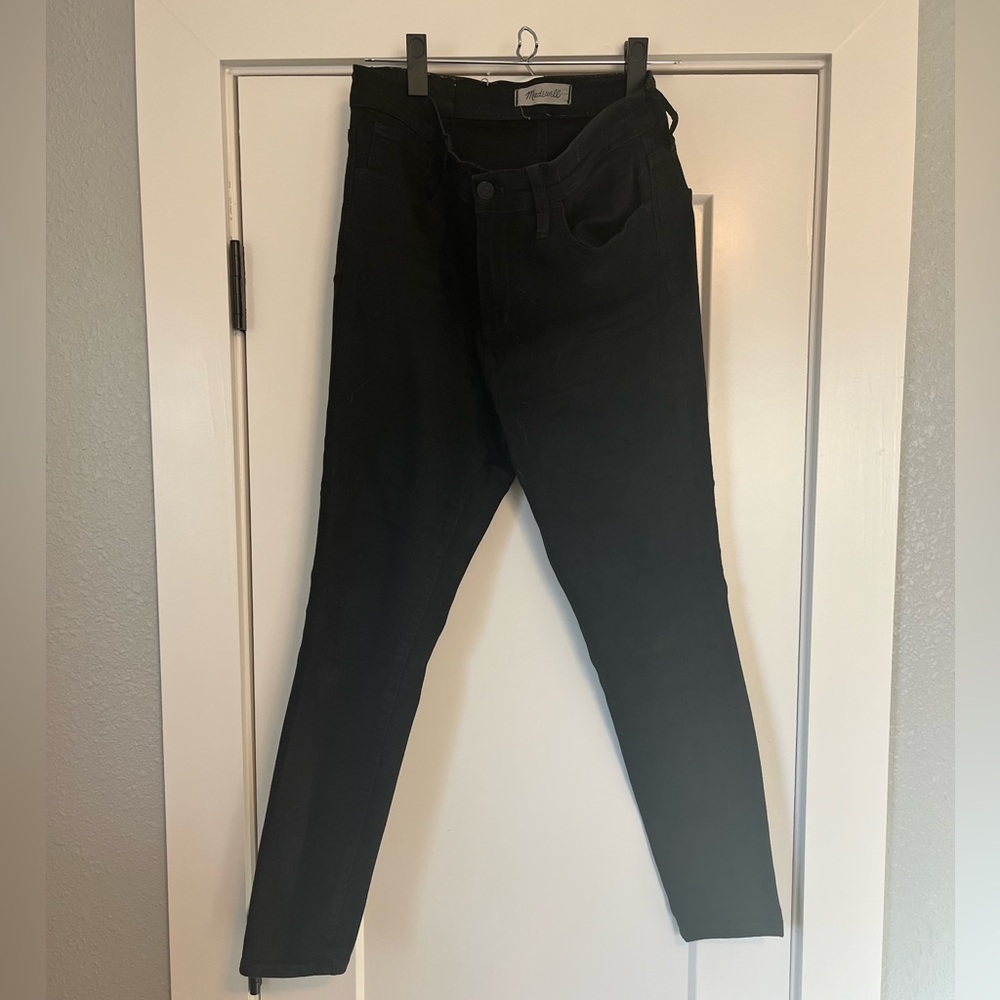 Madewell Petite Roadtripper Jeans in Bennet Black